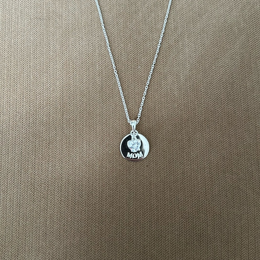 Sterling silver Mother’s Day pendant necklace